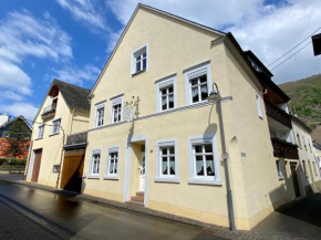 Winzerhaus im Oberdorf - Ferienwohnung oder Gästezimmer oder alles zusammen